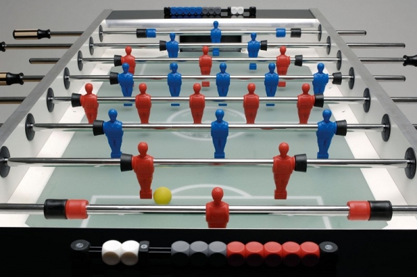 Fussballtisch Garlando Master Champion ITSF, Glasspielfeld, Turnierstangen